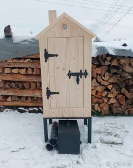 Dřevěné udírna - ihned k odběru