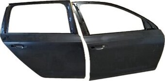 Pravé přední a zadní dveře Škoda Octavia 3, nové