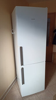 Kombinovaná chladnička Siemens KG 36EAW30