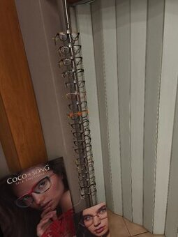 Samostatný stojan na brýle 2ks