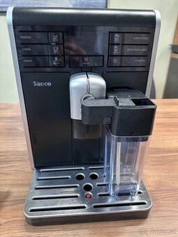 Kávovar Philips Saeco