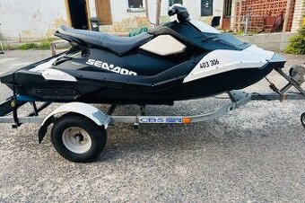 Prodám vodní skútr sea doo Spark 3-up
