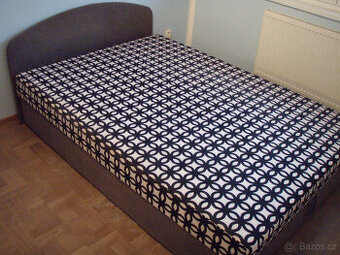 VÁLENDA 140 x 200 S ČELEM A ÚLOŽNÝM PROSTOREM