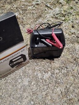 Nabíječka autobaterií