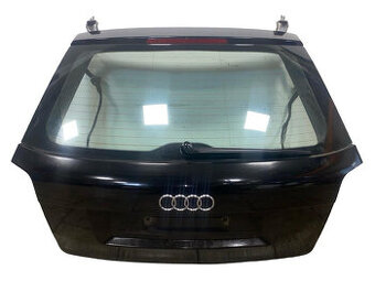 Páté dveře černá LY9B Audi A3 8P třídveřová verze r.v. 2008