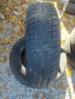 2x pneumatika 185/65 R15 Semperit letní