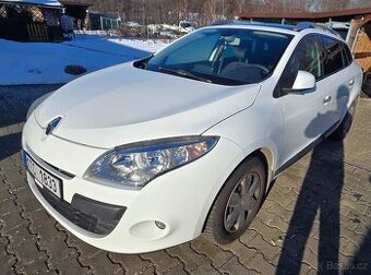 Renault Megane III GRANDTOUR - 1