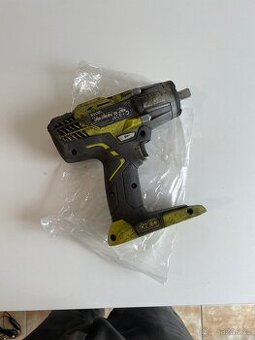 rázový utahovák Ryobi R18IW3