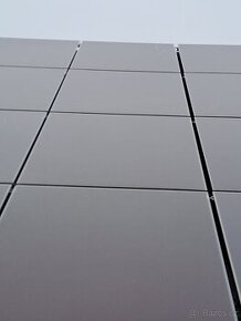 Amorfní fotovoltaický panel SCHÜCO