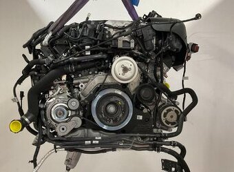 Audi Q7 Q8 Touareg 3.0TDI Kompletni Novy motor DPX DPY