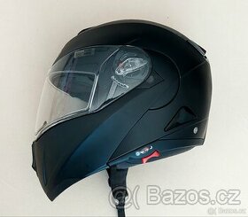 Výklopná helma Airoh, černá matná