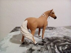 Koník, kůň, Palomino Mustang klisna - 1