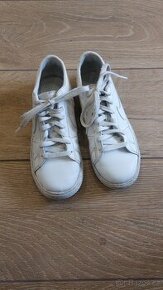 Dětské boty tenisky NIKE - vel. 36,5