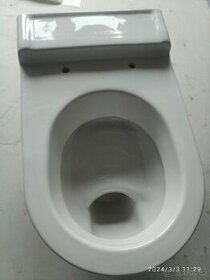 Závěsná WC mísa