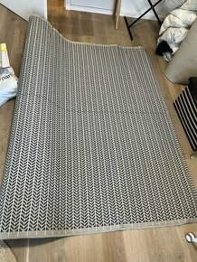 Ikea koberec Lobbag