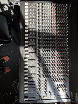Mackie SR24.4