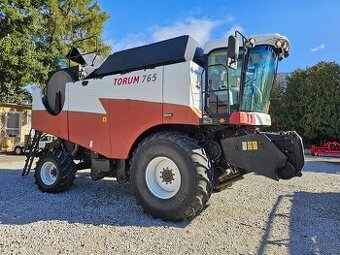 Sklízecí mlátička ROSTSELMASH TORUM 765 + PowerStream 900