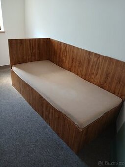 Postel 90x200 cm
