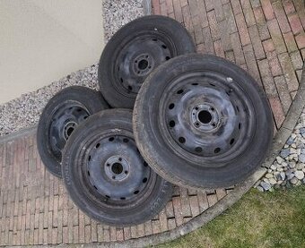 Plechové disky 4x108 15 s letním pneu 185/65 R15