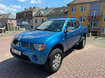 Mitsubishi L200 2,5 DI-D 100kW