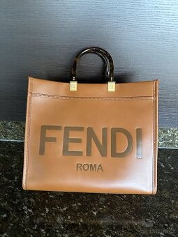 kabelka FENDI