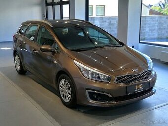 Kia Ceed 1.6 GDI 99KW Kombi Benzín TAŽNÉ Handsfree