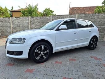 Audi A3 1.6i 75kW