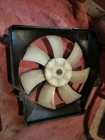 Prodám chladící ventilátory pro Mazdu Premacy - 1