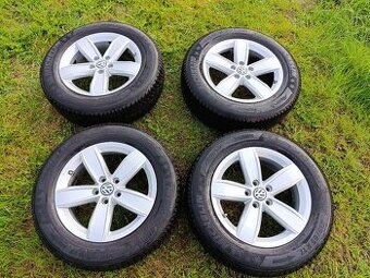 Prodám sadu ALU disků Orig. W Corvara R17 s pneu 215/65/R17