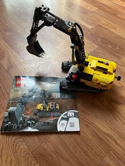 LEGO Technic 42121 TĚŽKOTONÁŽNÍ BAGR, bez krabice
