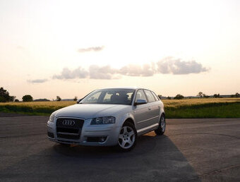 Audi A3 sportback 1,6MPI 75kw, serviska, výhřevy
