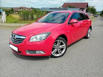 Opel Insignia Sports Tourer 2.0 CDTi 4x4, PLNÁ VÝBAVA