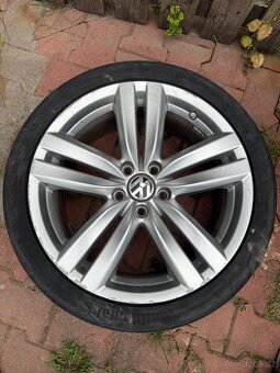 Elektrony Kansas R18 235/40 R18 5x112