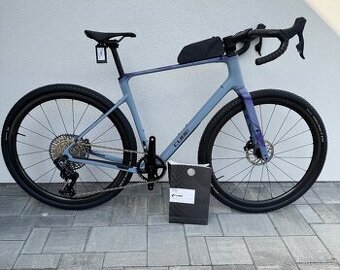 Gravely a Silnicky primo z Cube Store