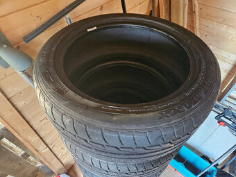 r16 215/45 Dunlop sport maxx