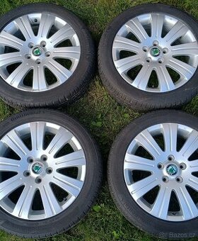 Zimní Sada ALU kol originál Škoda 205/50 r17