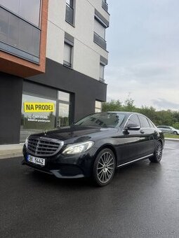 Mercedes-Benz C400 AMG line 4m acc
