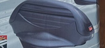 Magnetické držáky lyží