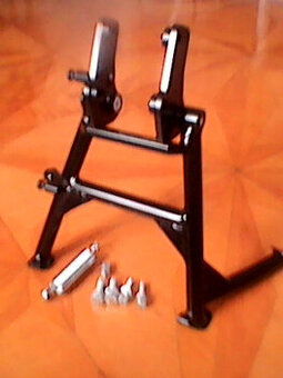 Suzuki V-strom650 a 1000 a Kawasaki KLV 1000