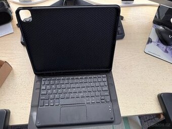 Klávesnice k Ipadu air 13" 2024