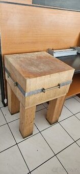 Řeznický špalek 60x60 cm