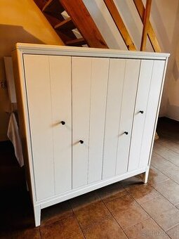 IKEA IDANÄS skříň s dvojitými dvířky, zánovní