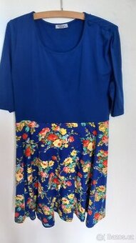 Dámské šaty velikost 42-44