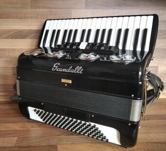 Harmonika, akordeon Scandalli