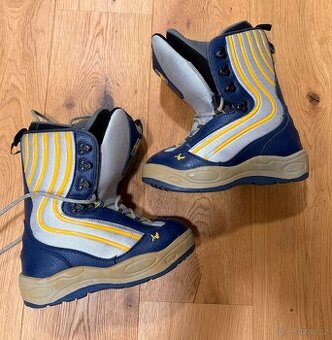 Snowboard boty Stuf velikost 36