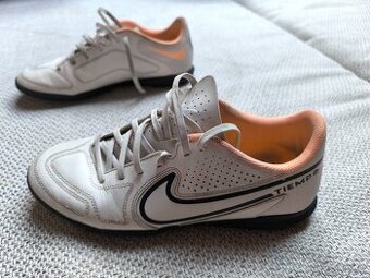 Nike Tempo turfy