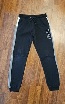 Tepláky Guess vel. 152