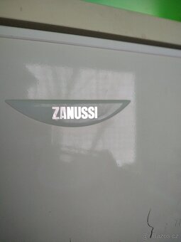 Lednice mrazák automaticka pracka