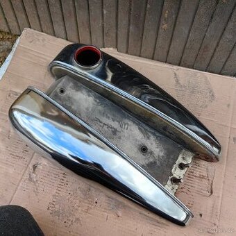 Jawa speciál nádrž