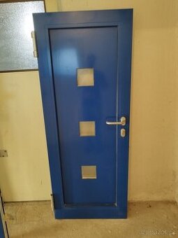 Prodám atipické dveře